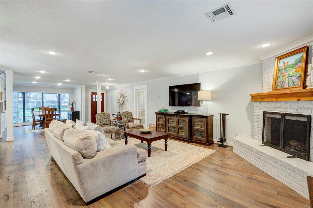 4906 Golf Drive
