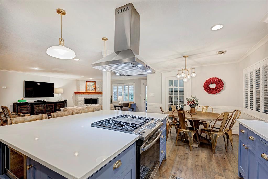 4906 Golf Drive