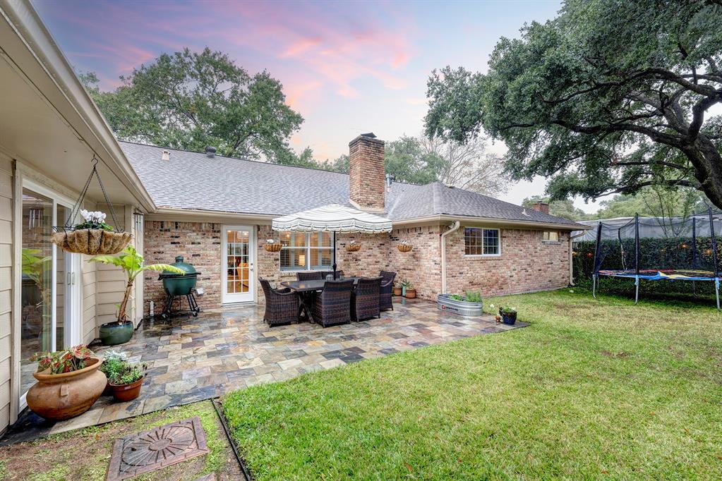 4906 Golf Drive