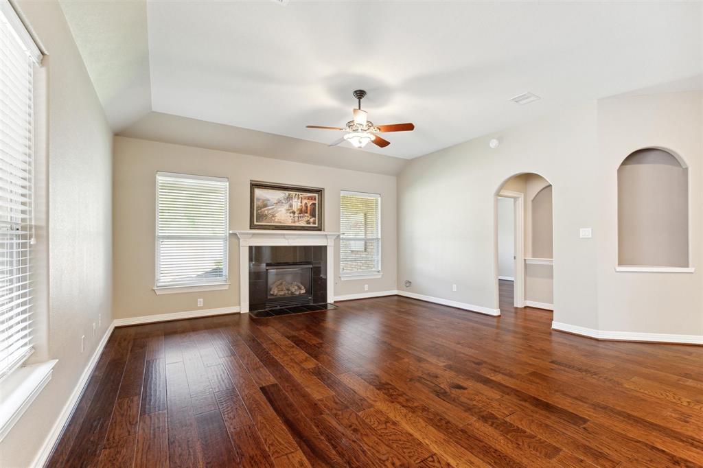 25218 Oak Villa Drive