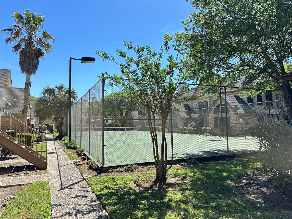 2425 Holly Hall Street # 156