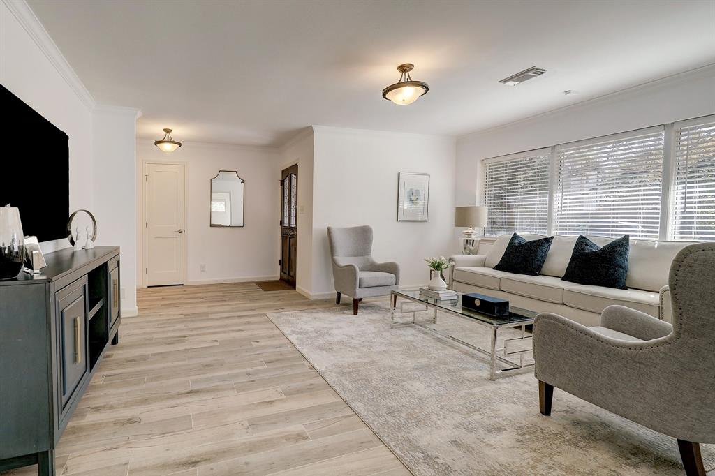 3814 Linklea Drive