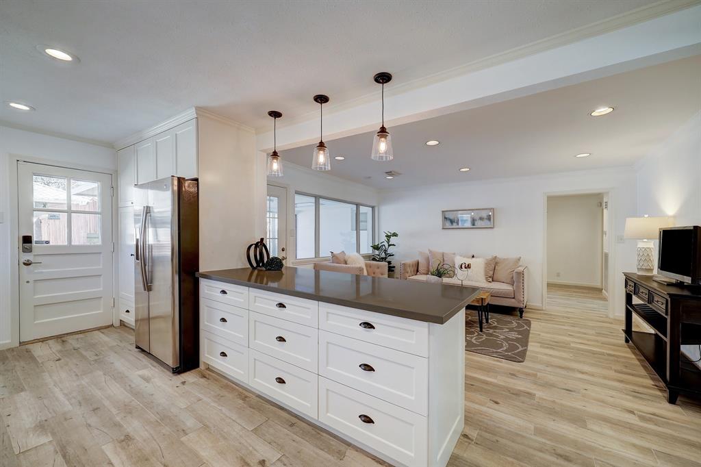 3814 Linklea Drive