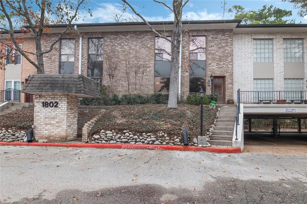 1802 Stoney Brook Drive # 104
