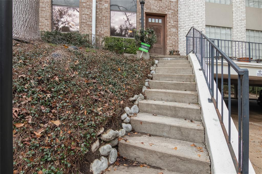 1802 Stoney Brook Drive # 104