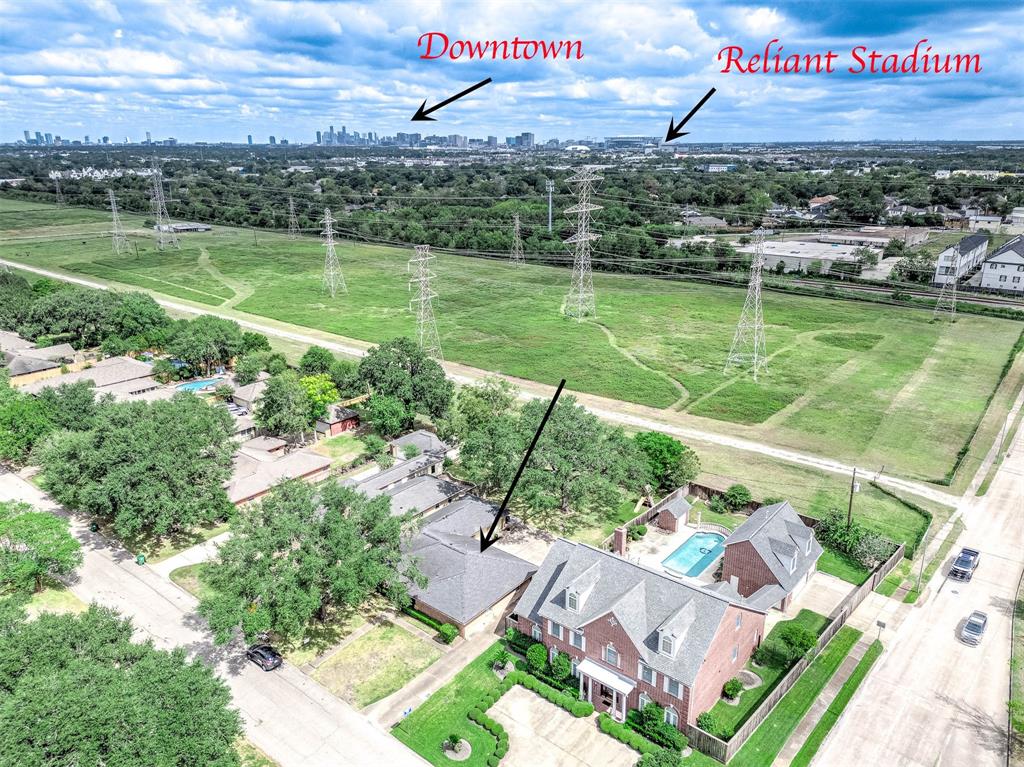 10709 Greenwillow Drive