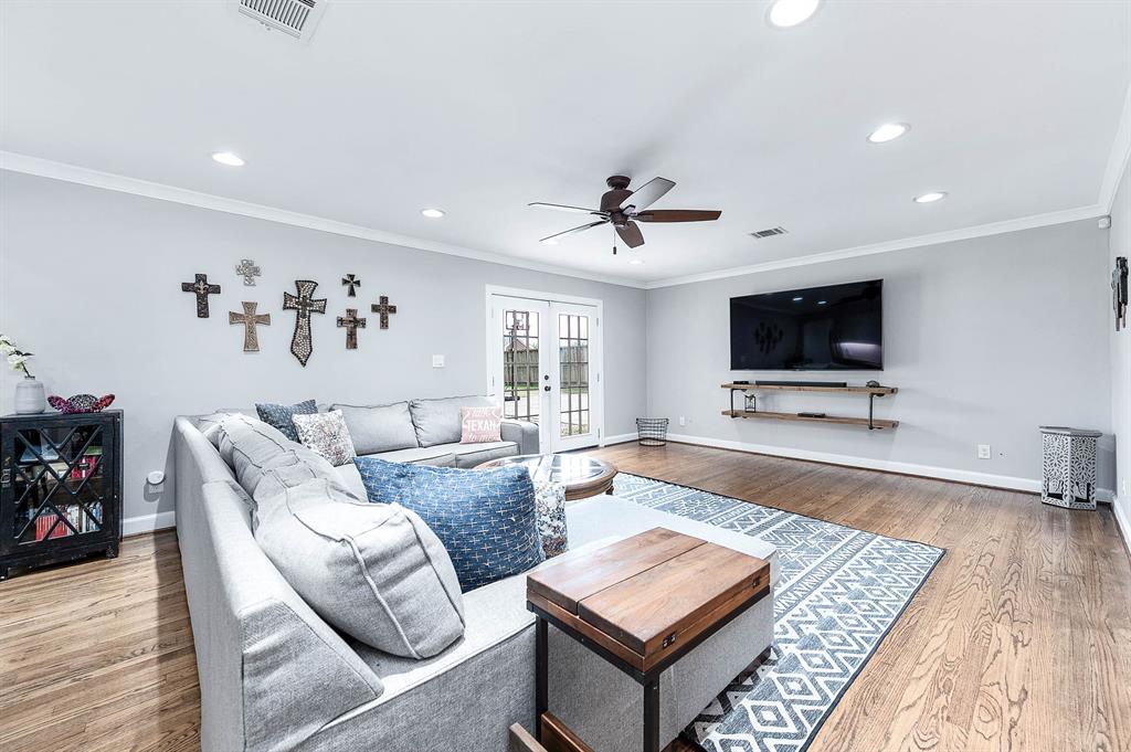 10709 Greenwillow Drive