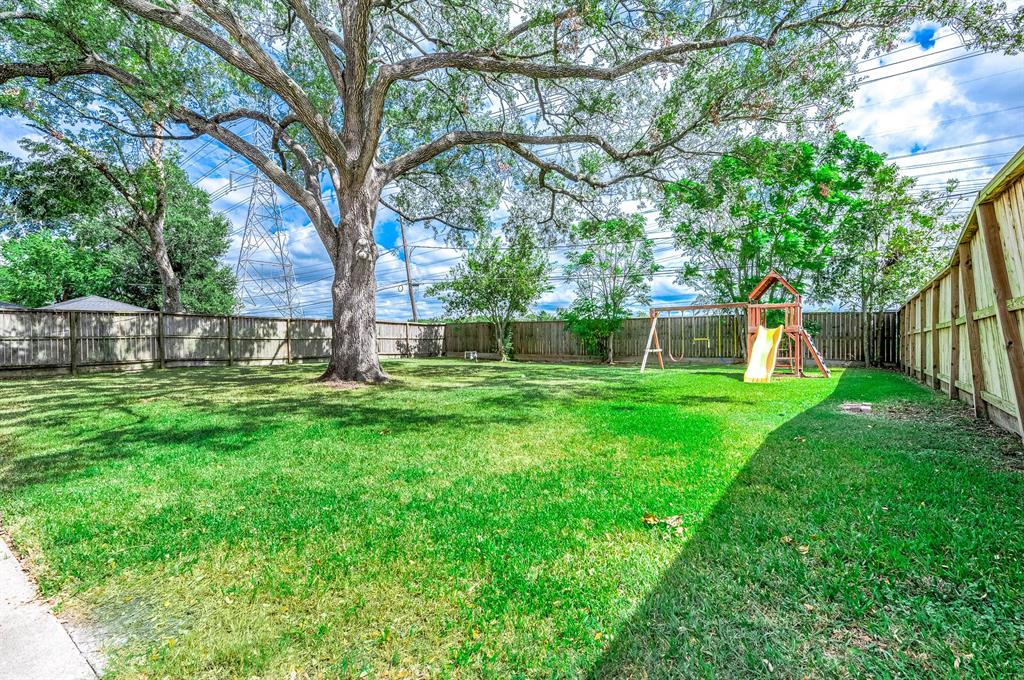 10709 Greenwillow Drive