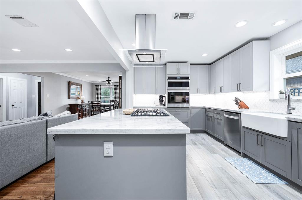 10709 Greenwillow Drive