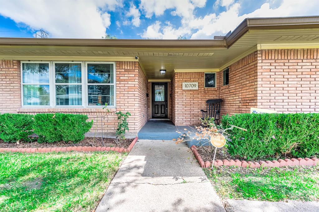 10709 Greenwillow Drive