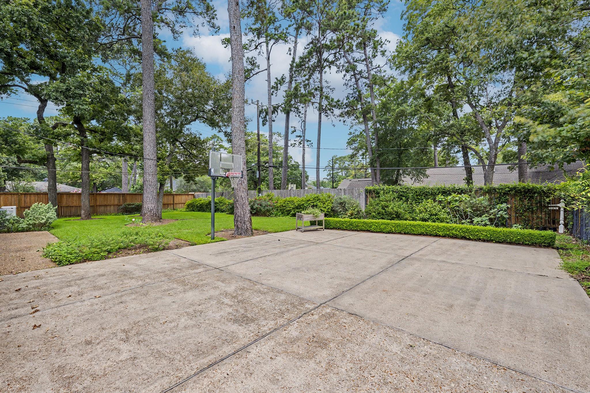 103 Beaver Tail Point