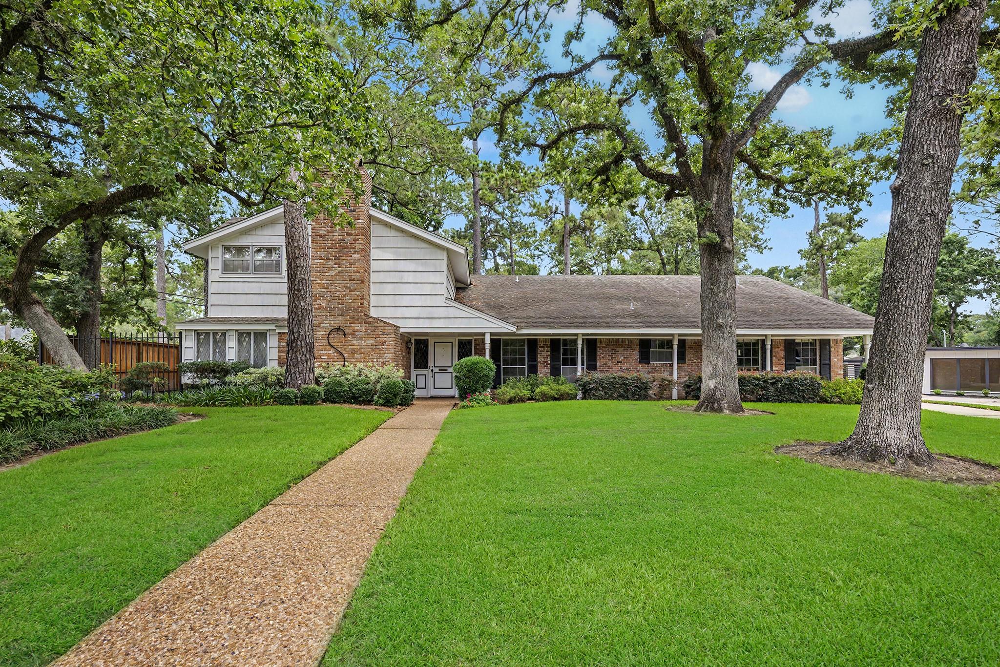 103 Beaver Tail Point