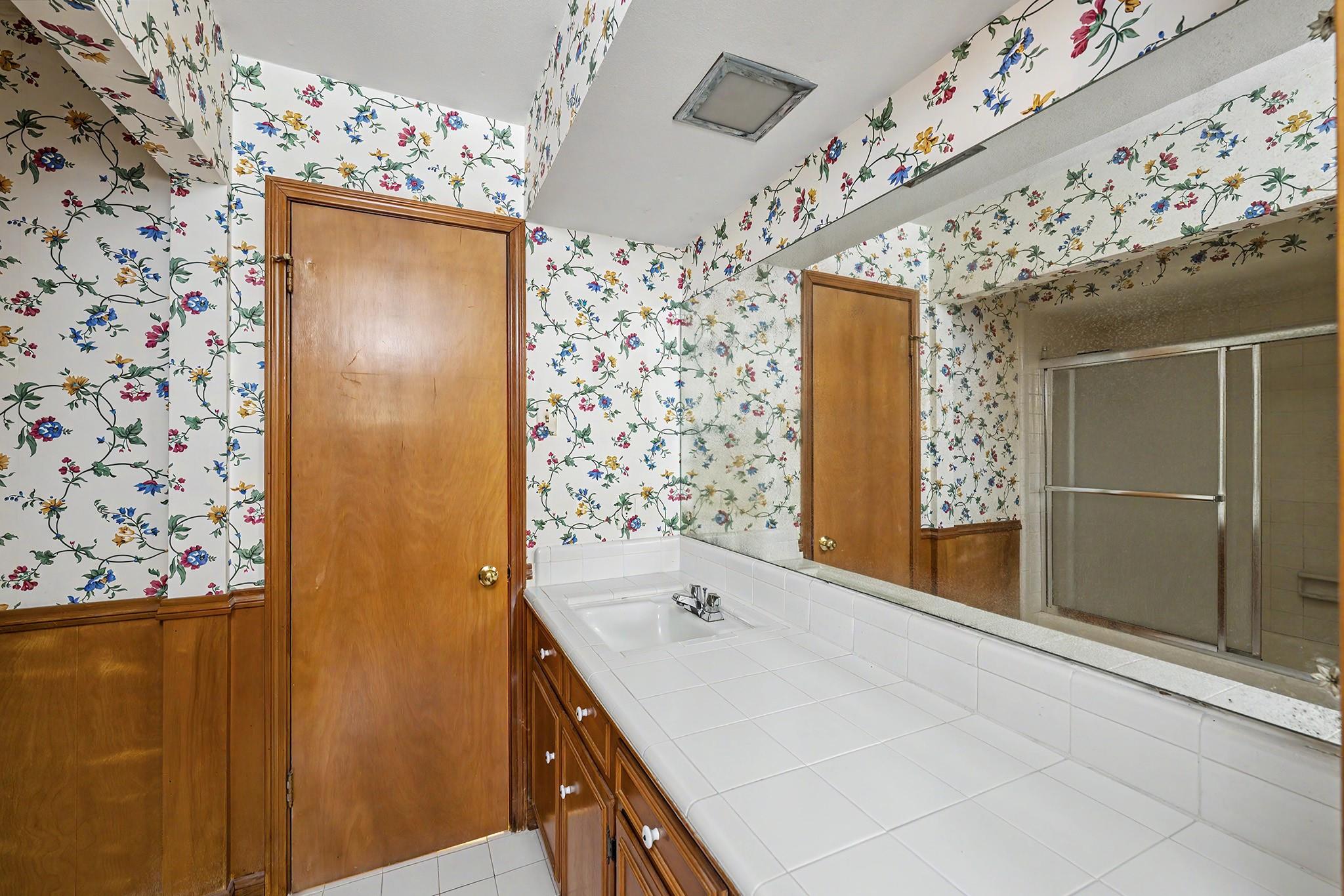 103 Beaver Tail Point