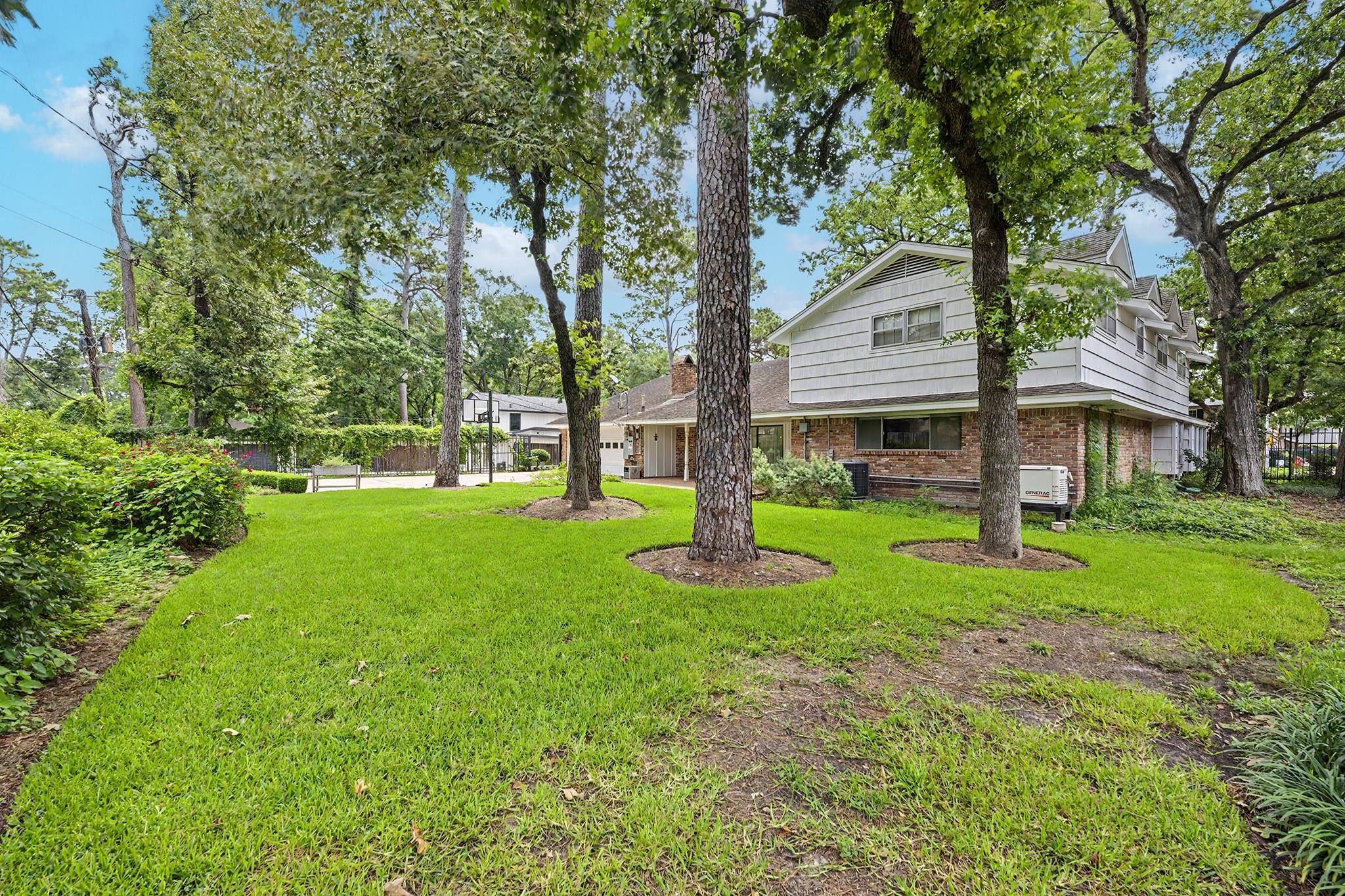 103 Beaver Tail Point