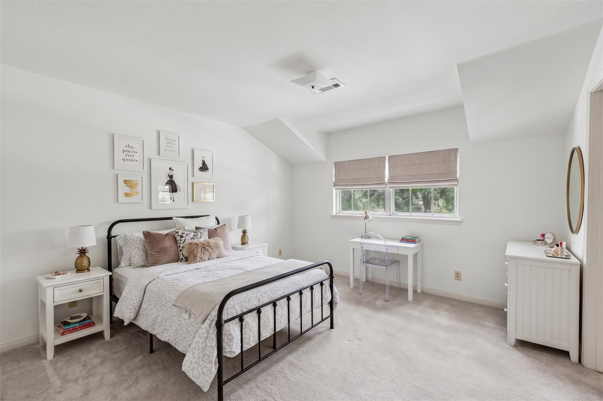 103 Beaver Tail Point