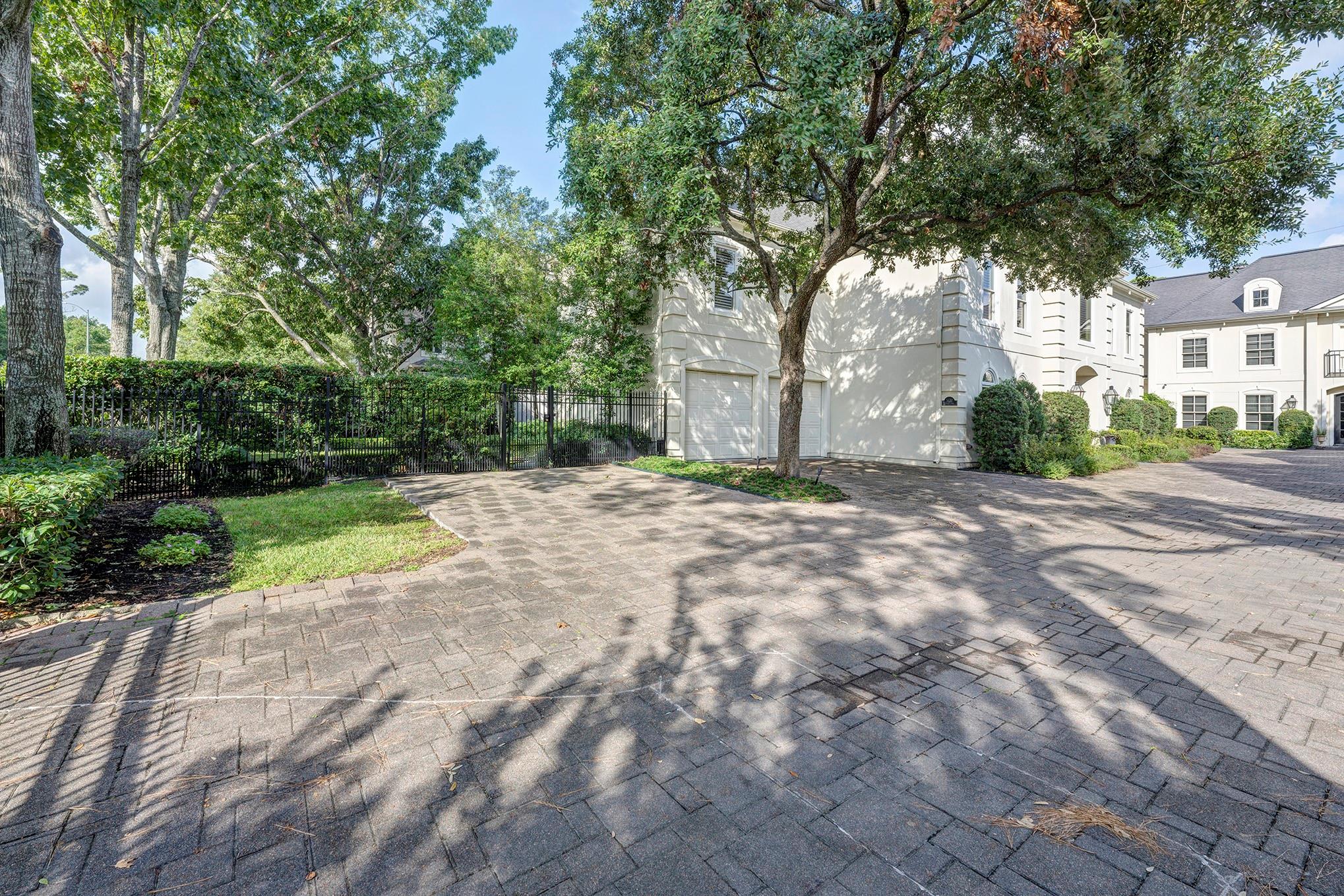 5120 Tangle Lane