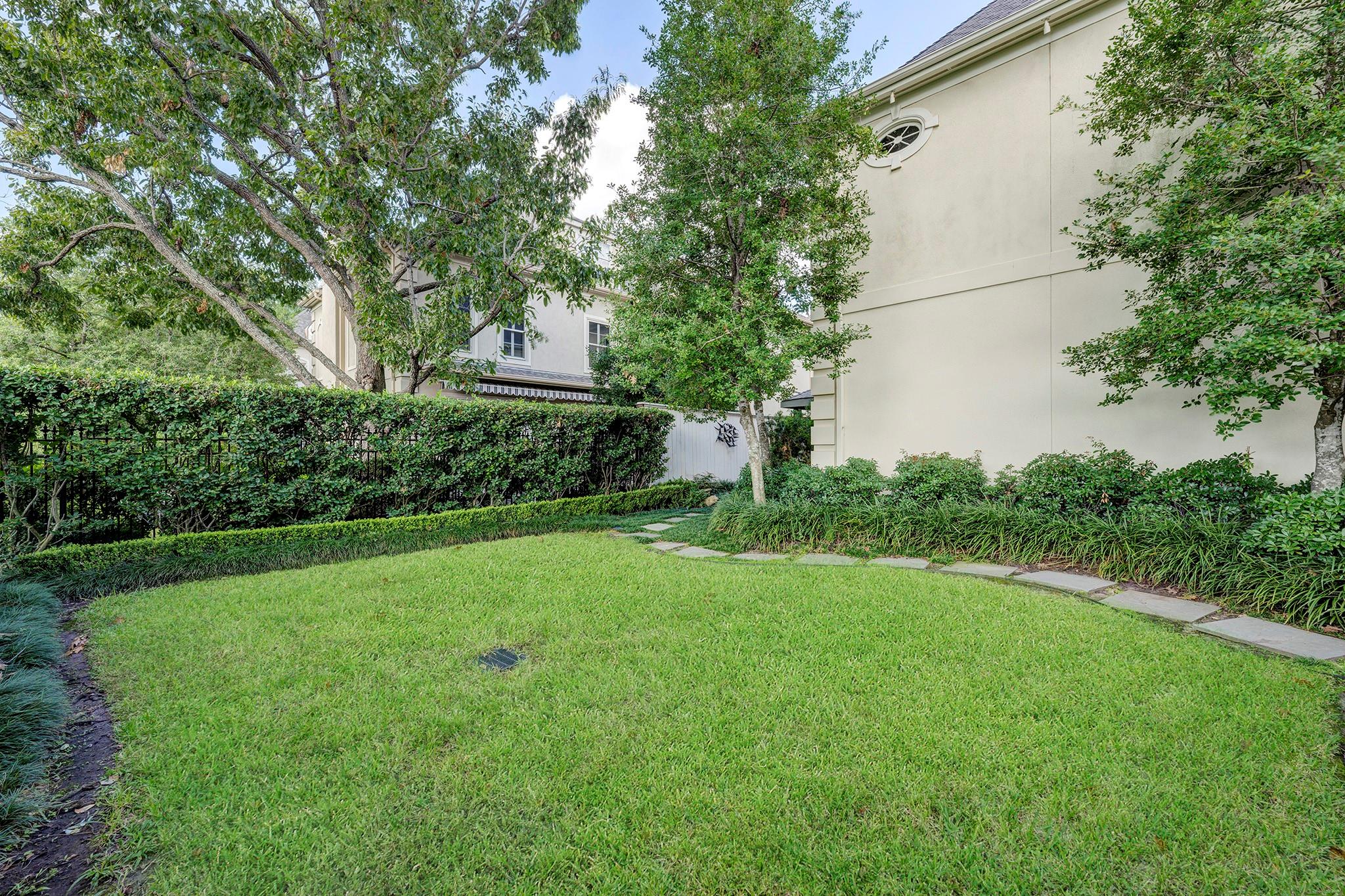 5120 Tangle Lane