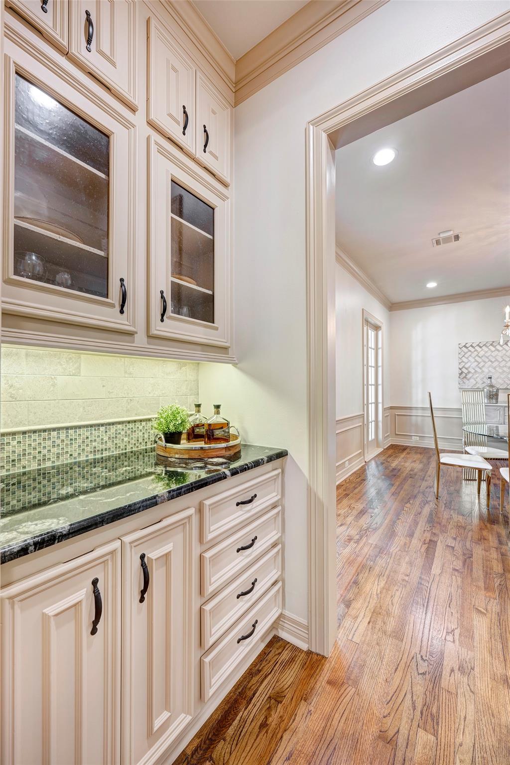 5120 Tangle Lane