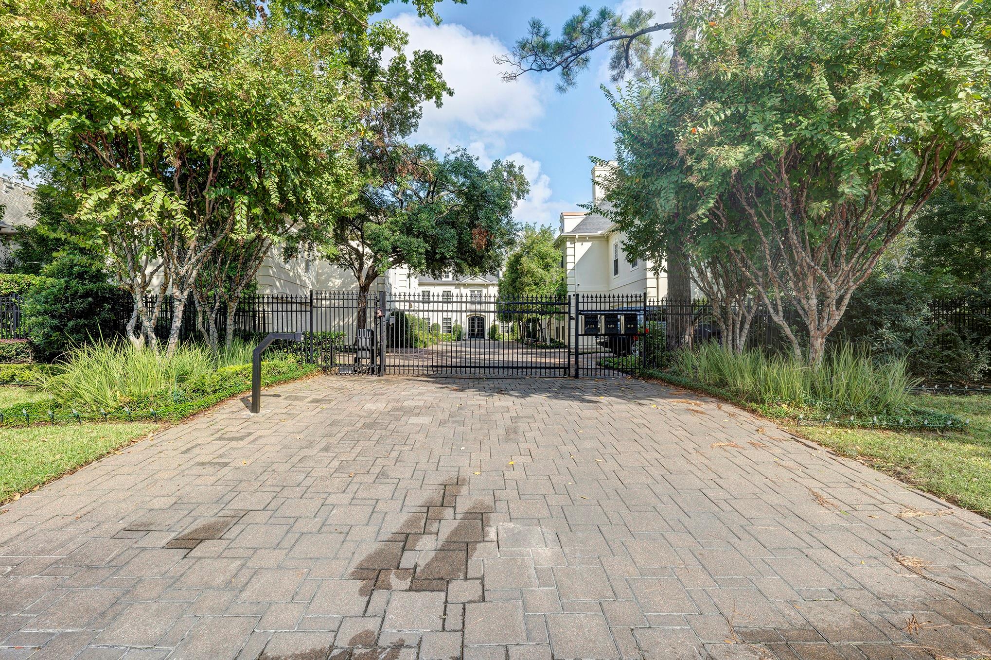 5120 Tangle Lane