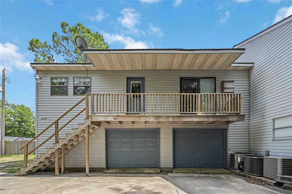 2119 N Austin Avenue # C