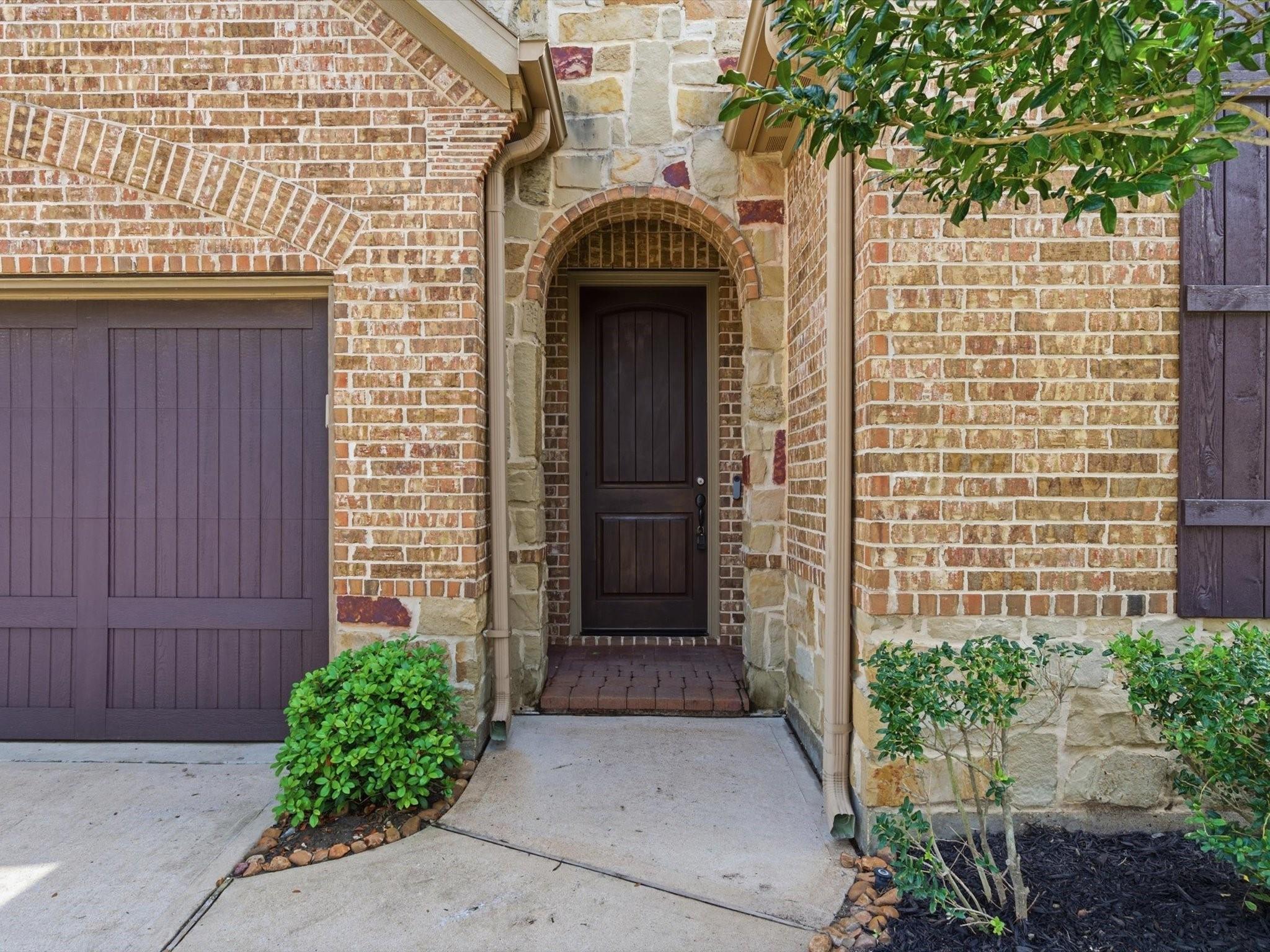 13211 Parkway Meadows Drive
