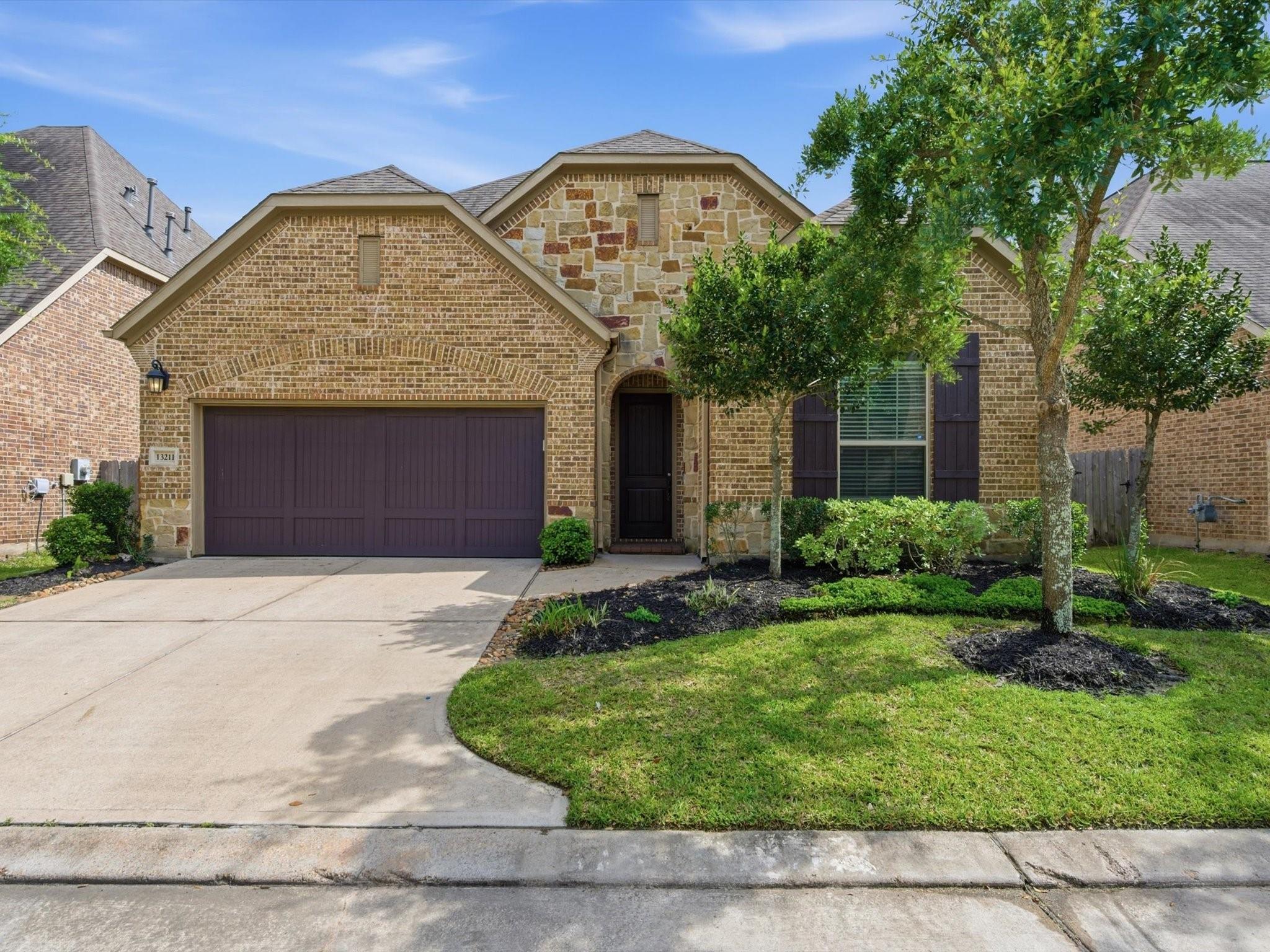 13211 Parkway Meadows Drive