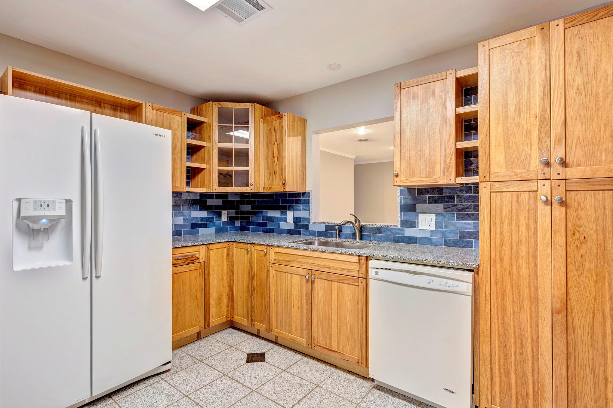 1135 W 31st Street