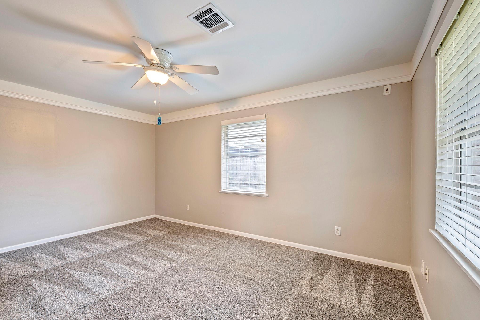 1135 W 31st Street