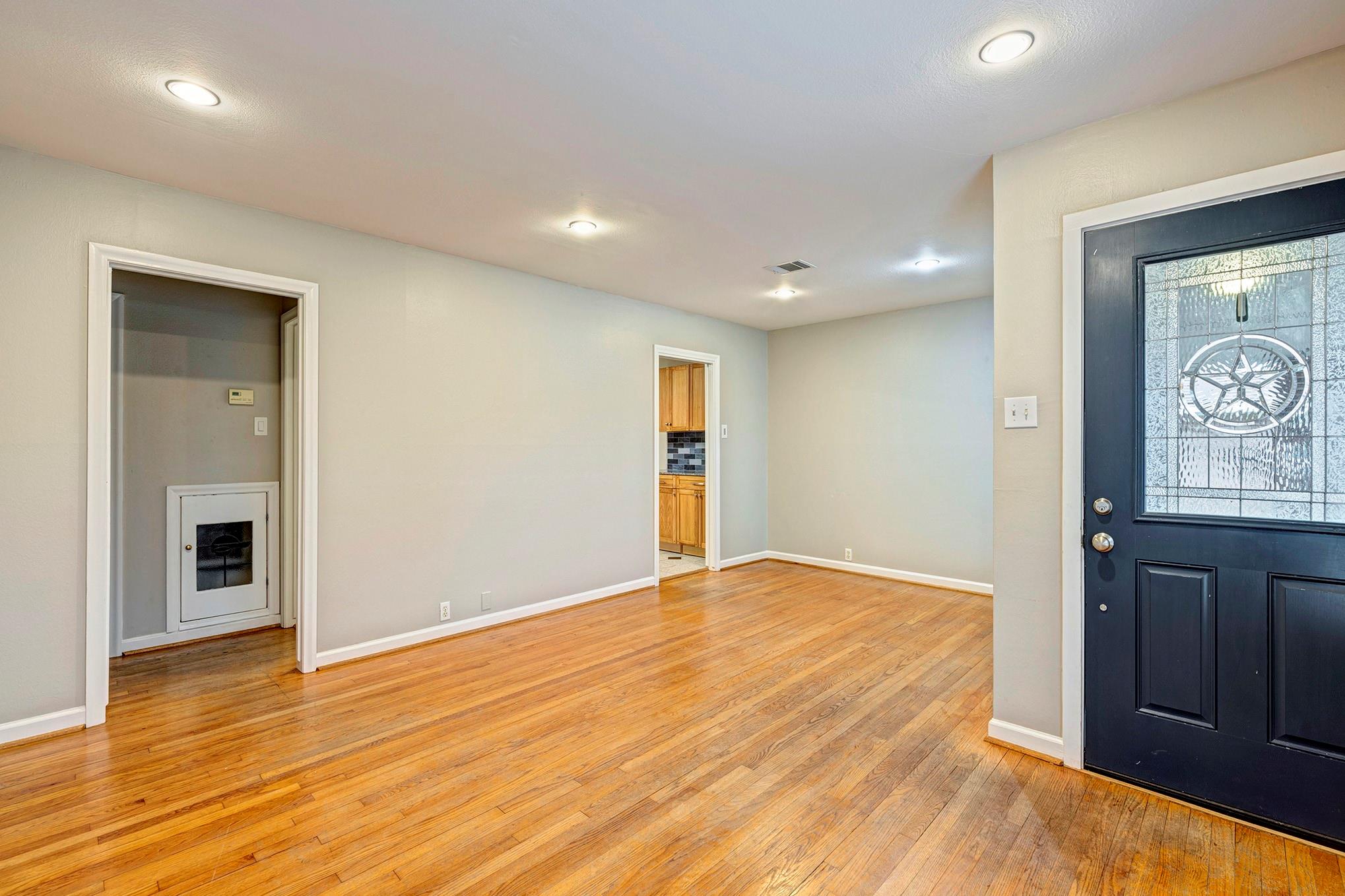 1135 W 31st Street