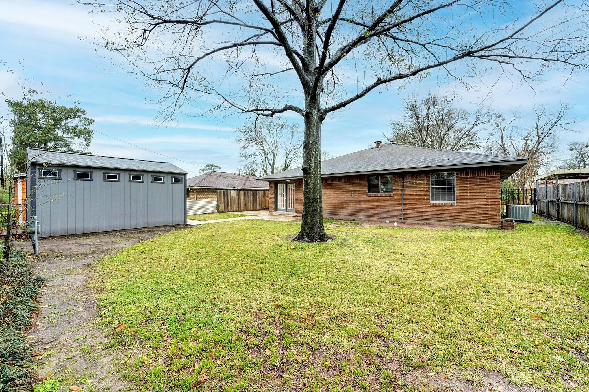 1135 W 31st Street