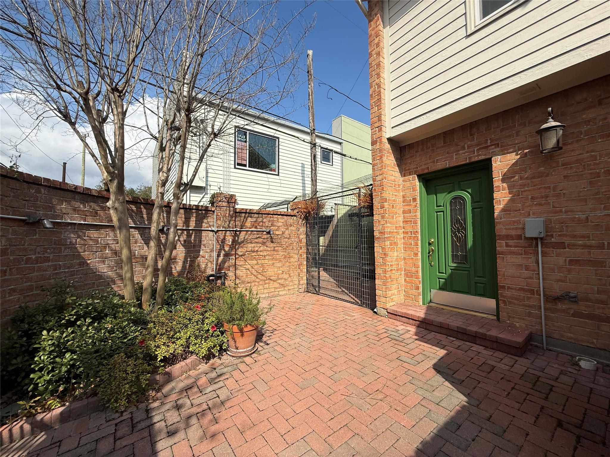 3619 Mulberry Street