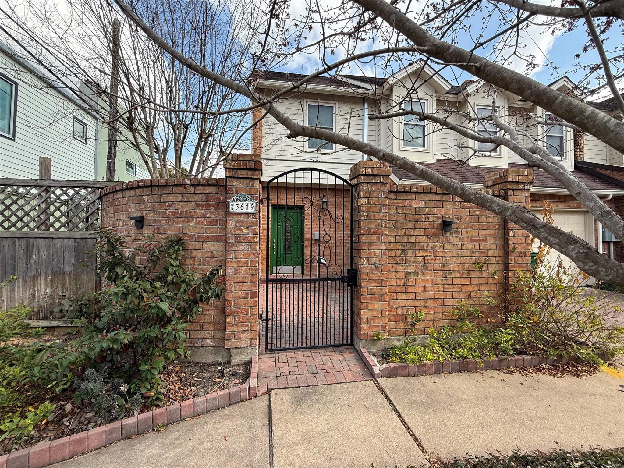 3619 Mulberry Street