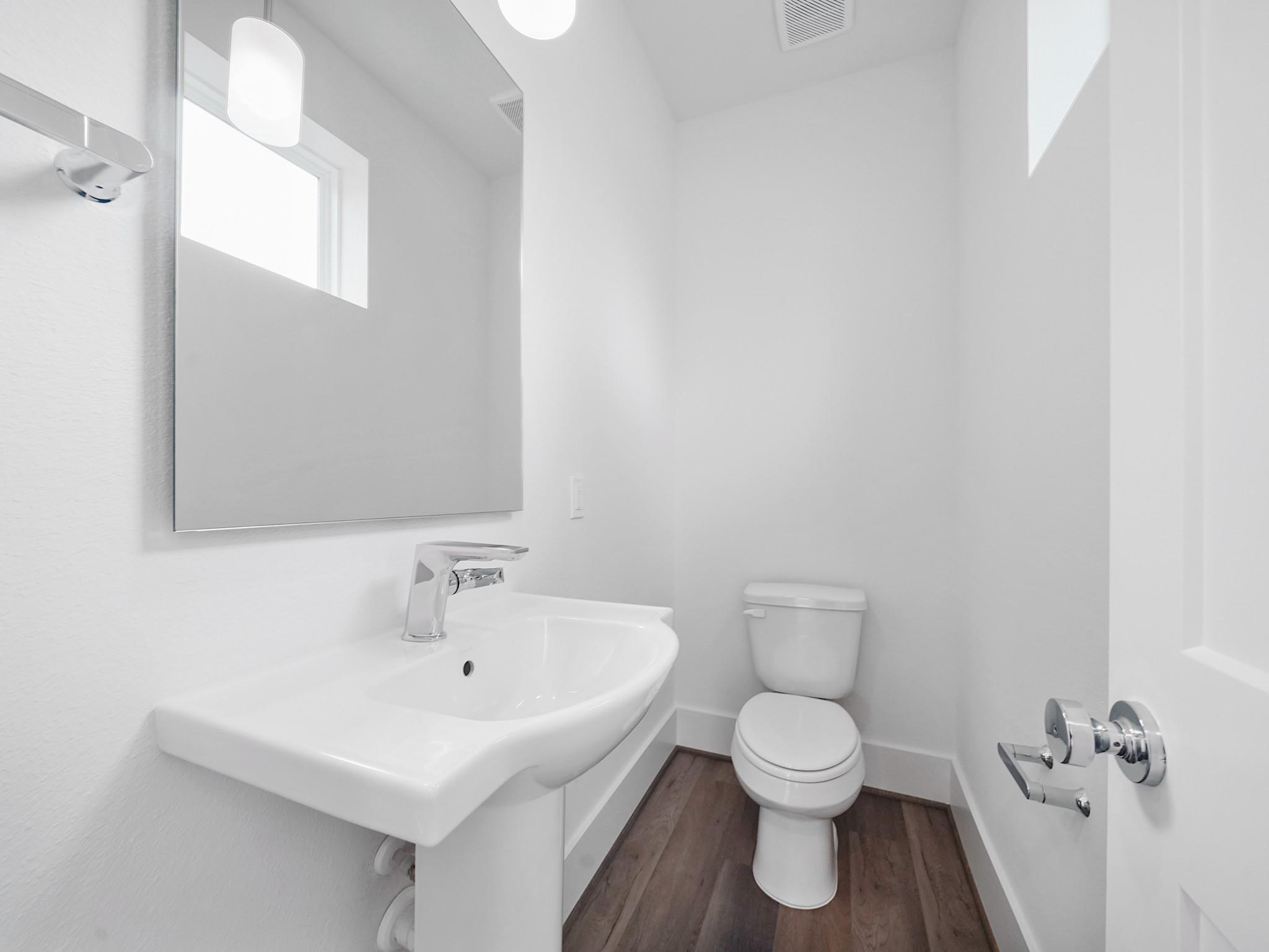 7508 Carver Road Unit: E