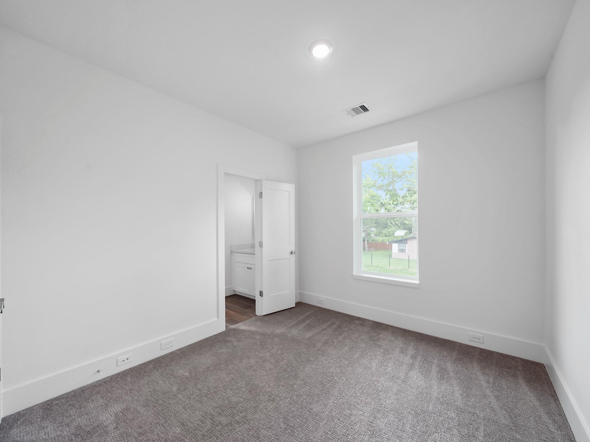 7508 Carver Road Unit: E