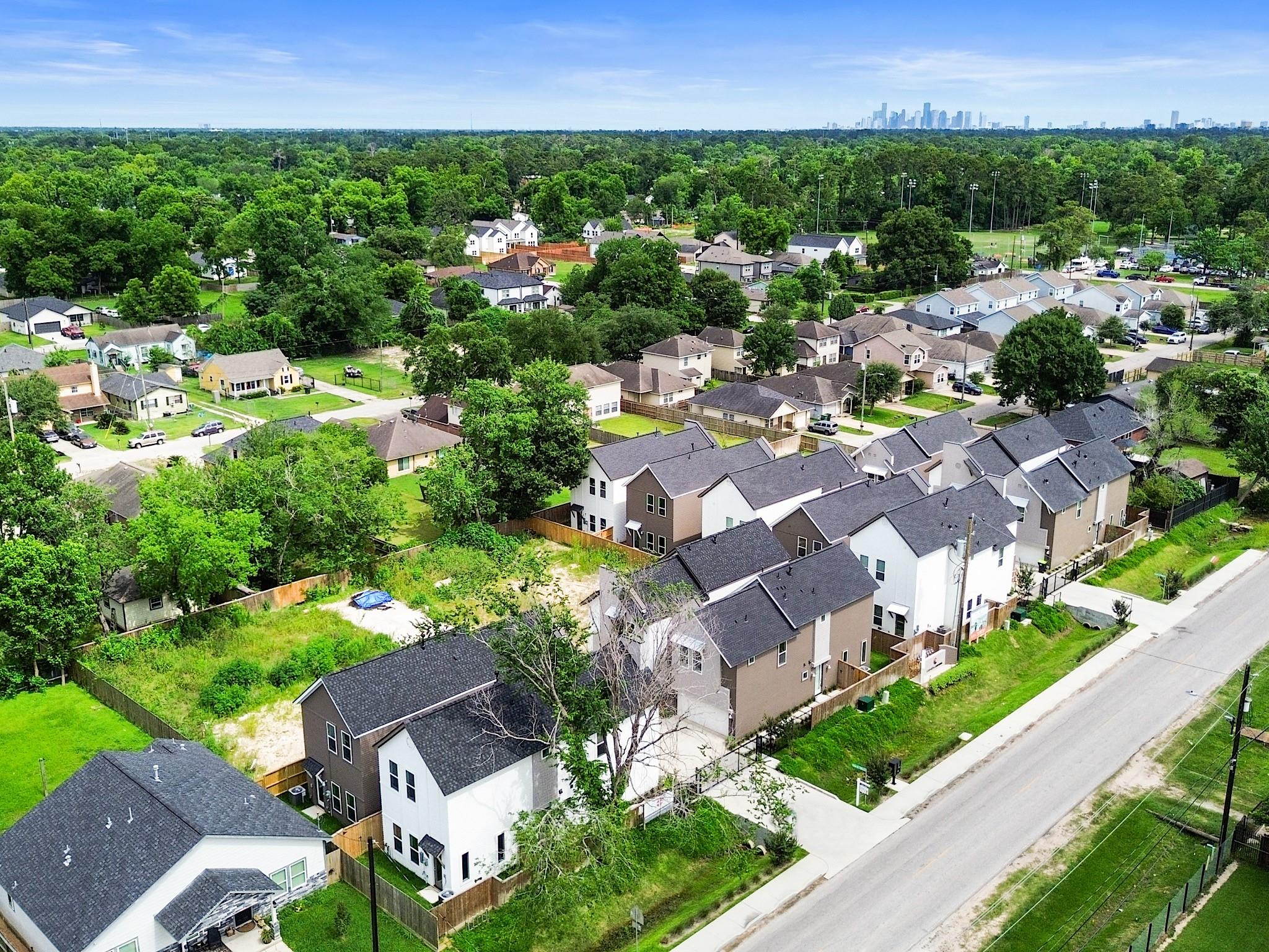 7508 Carver Road Unit: E