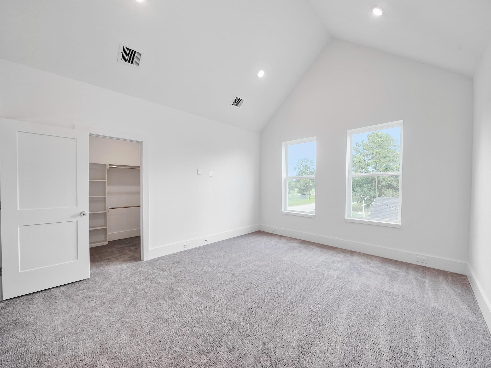7508 Carver Road Unit: E