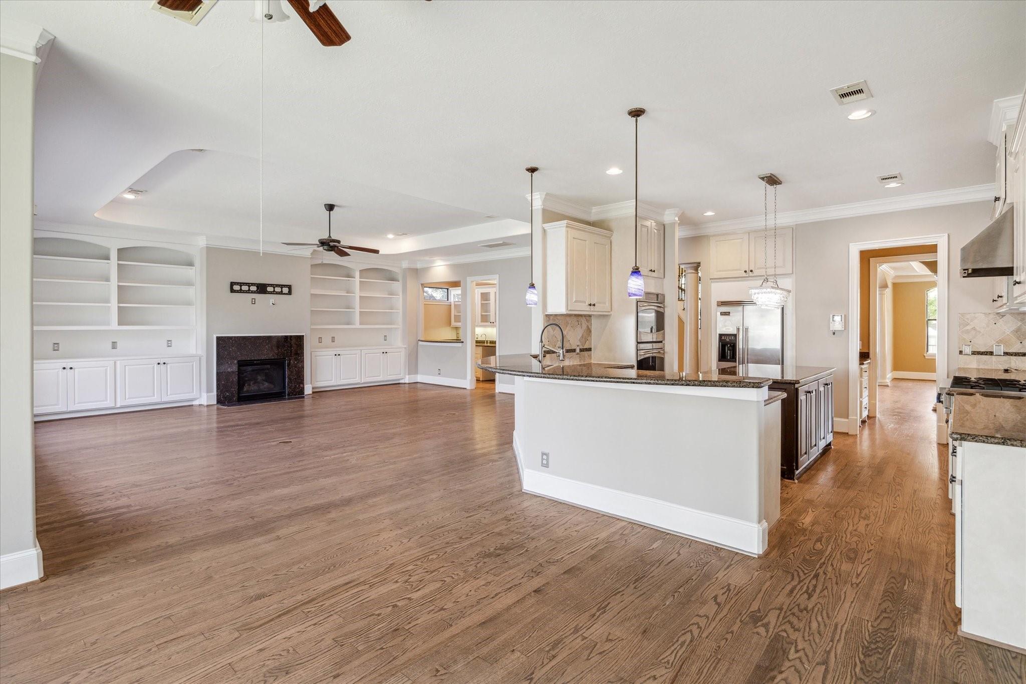 3310 Blue Bonnet Boulevard