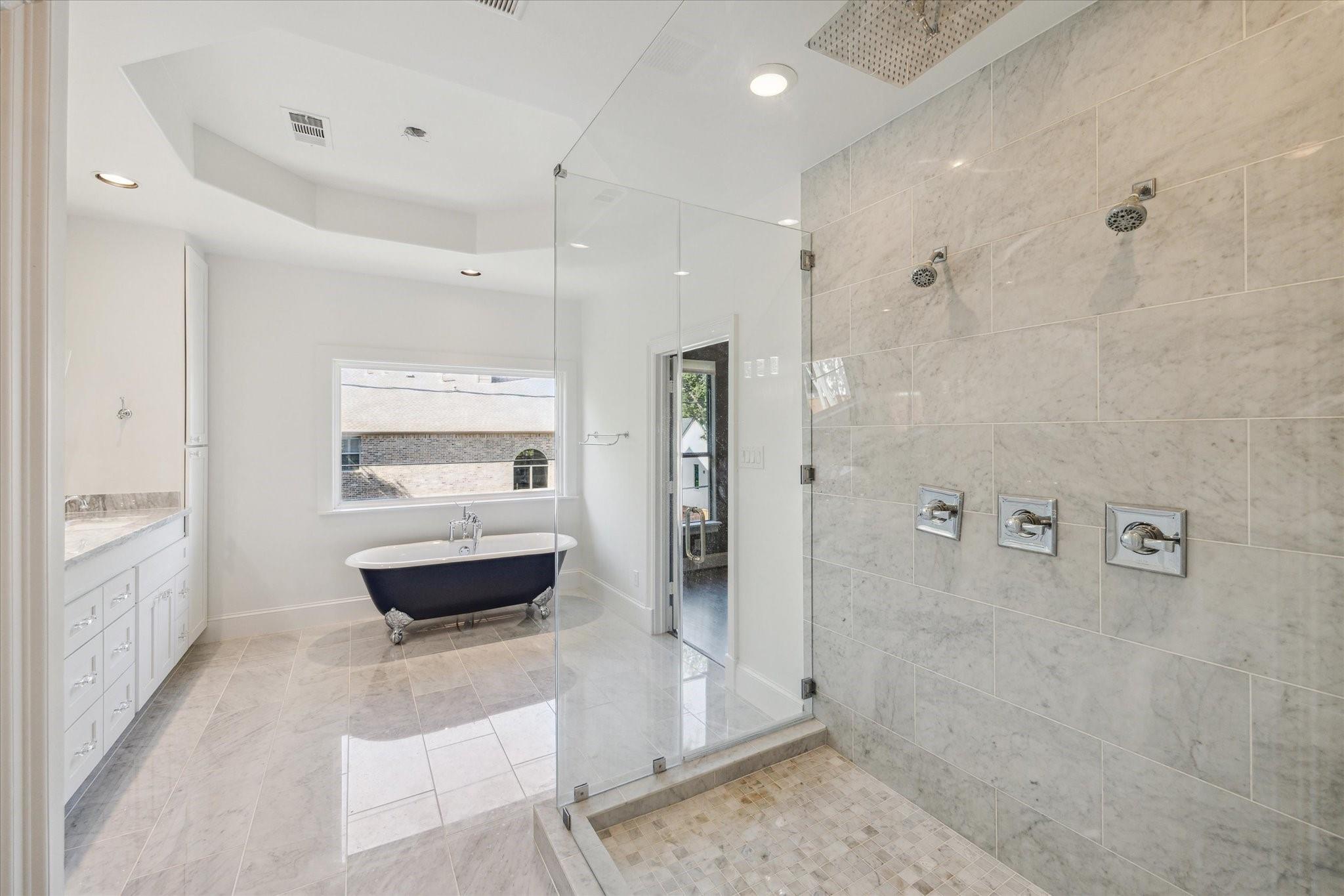 3310 Blue Bonnet Boulevard