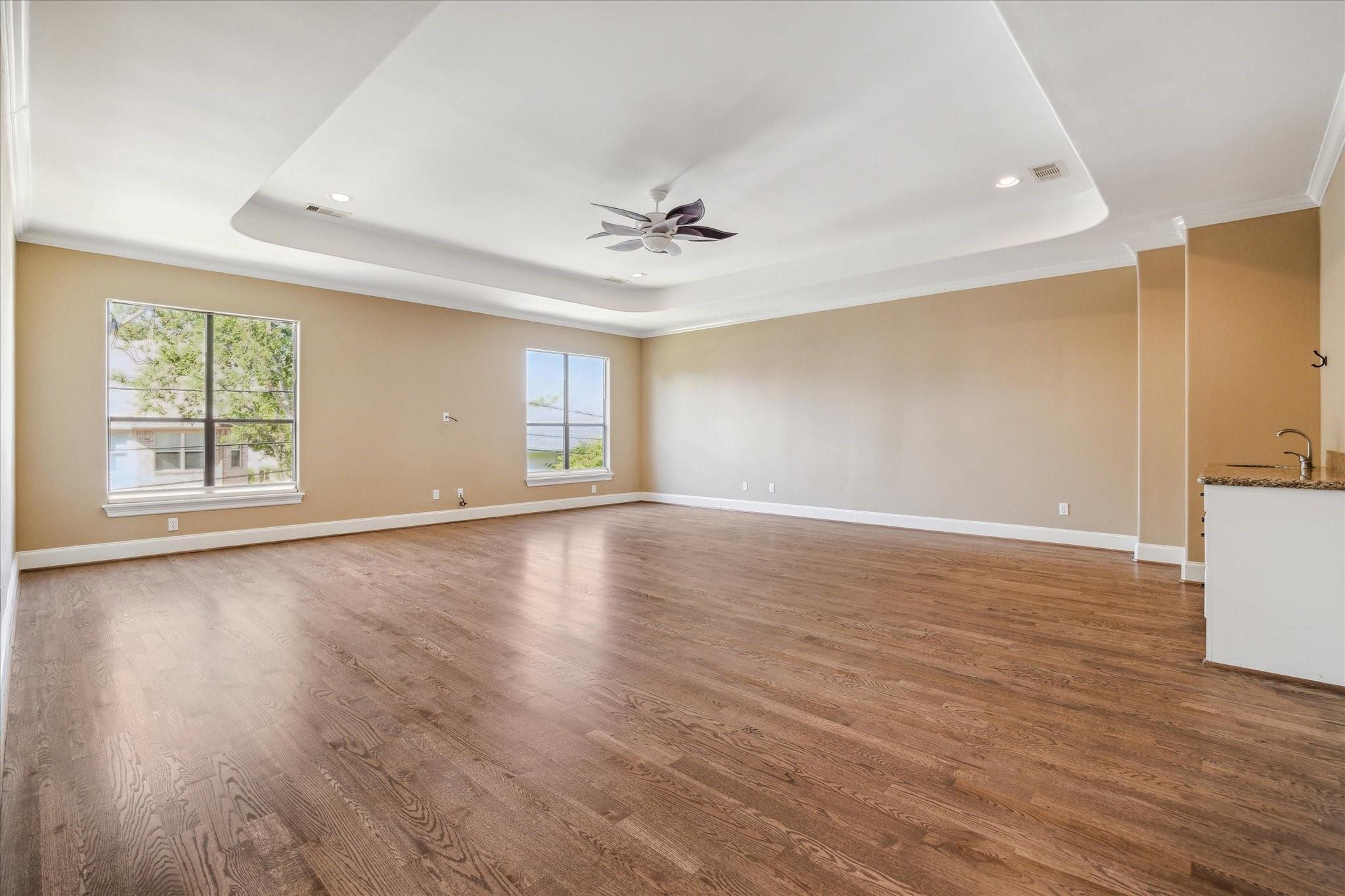3310 Blue Bonnet Boulevard