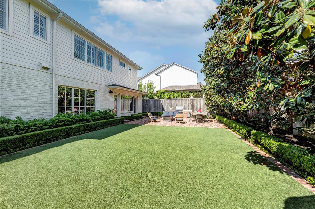 6206 Del Monte Drive