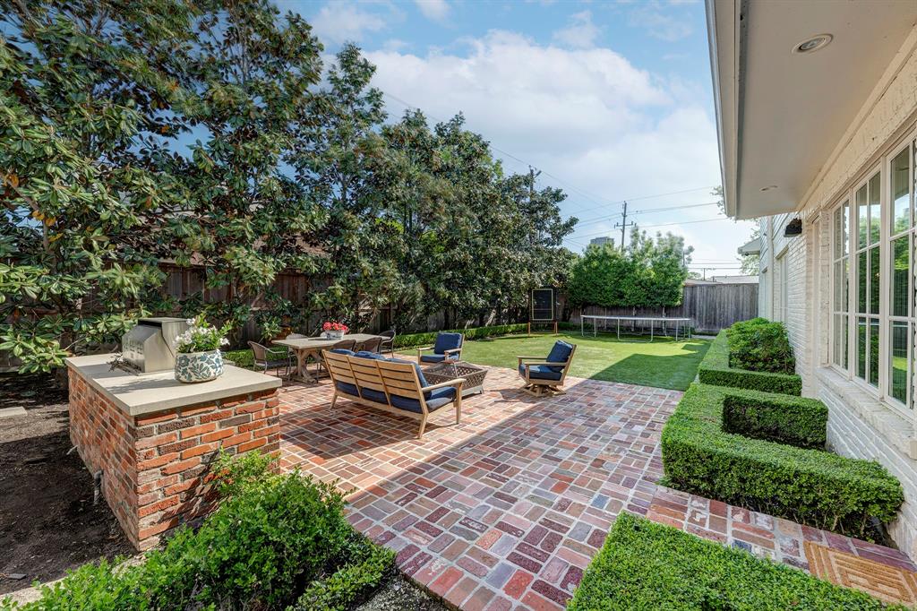 6206 Del Monte Drive