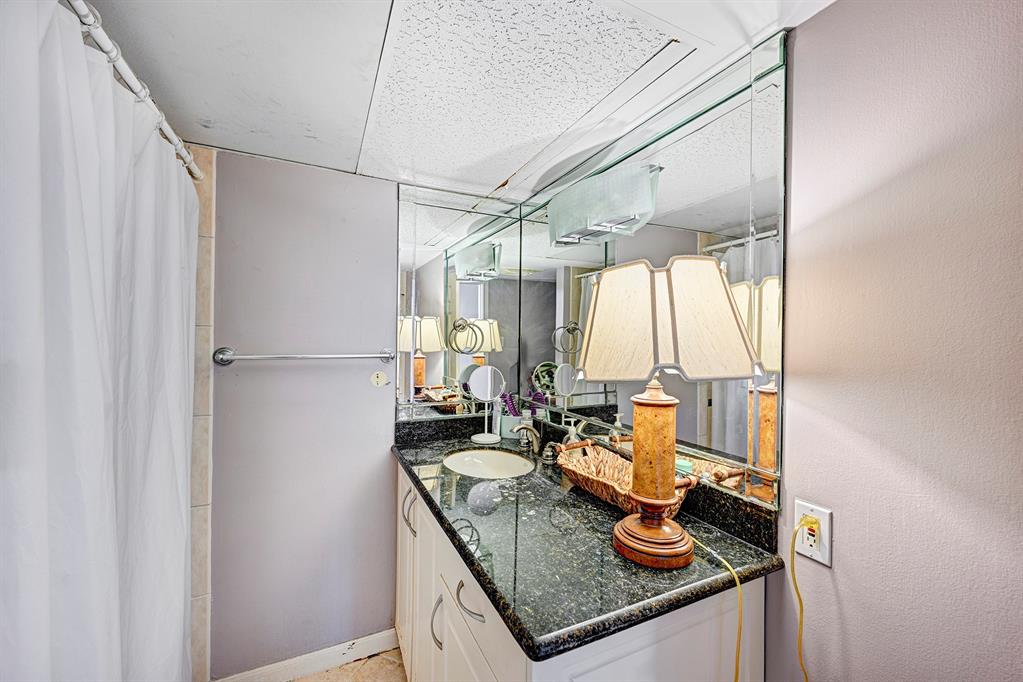 3350 Mccue Road # 1401