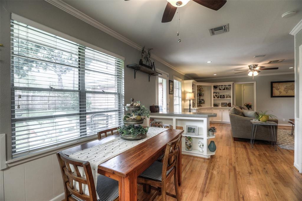 6222 Lindyann Lane