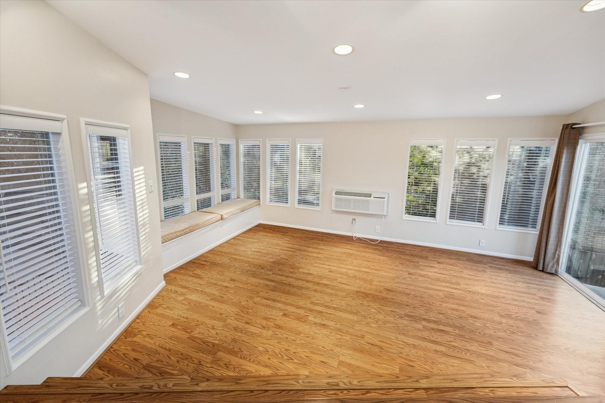 2305 Blue Bonnet Boulevard