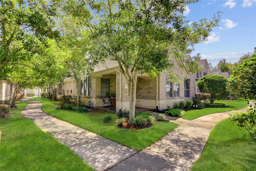 2406 Clippers Square