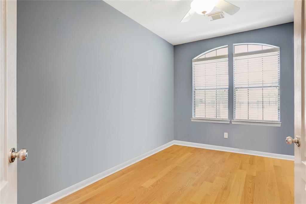 2406 Clippers Square