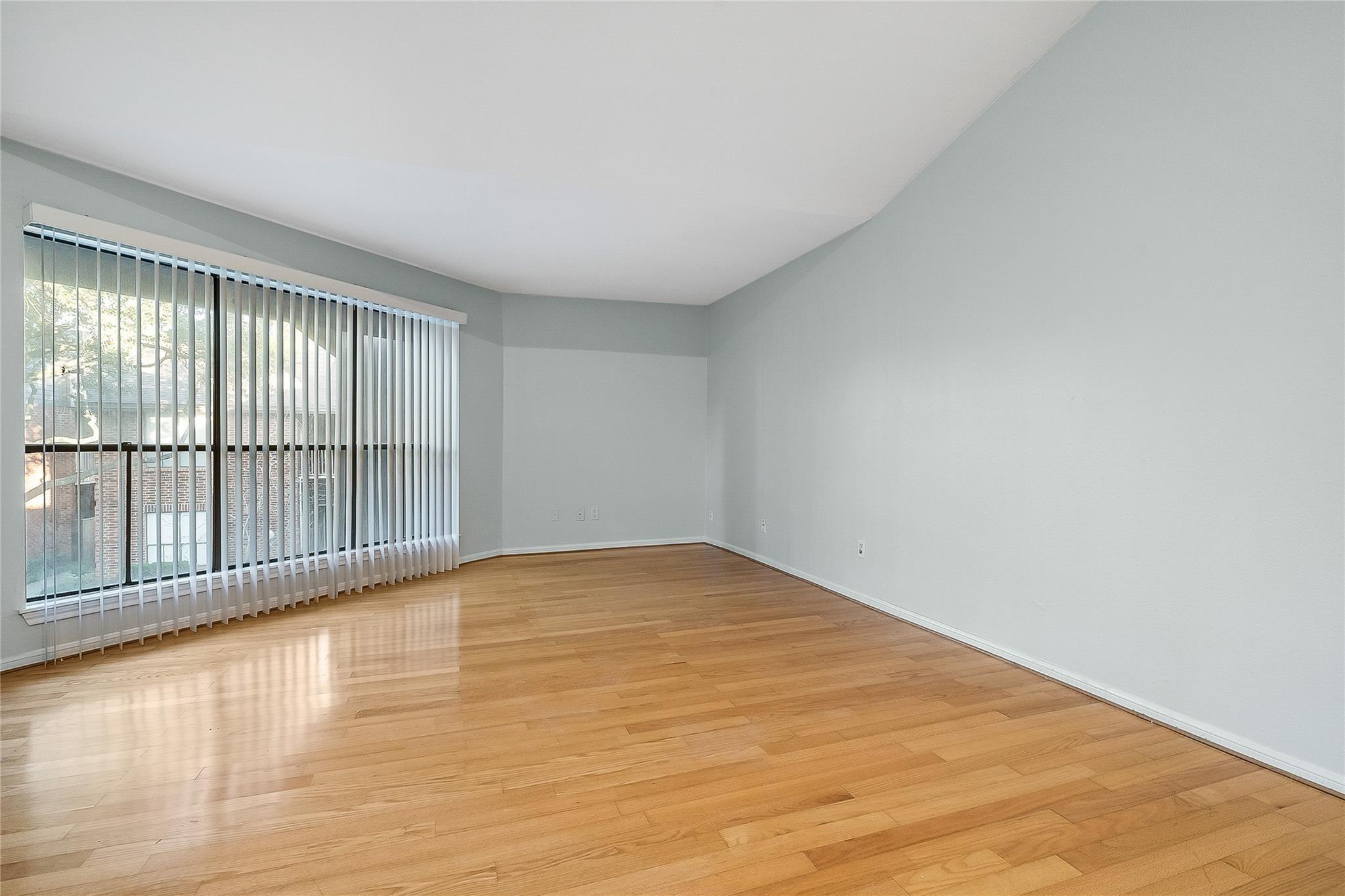 3100 Walnut Bend Lane # 116