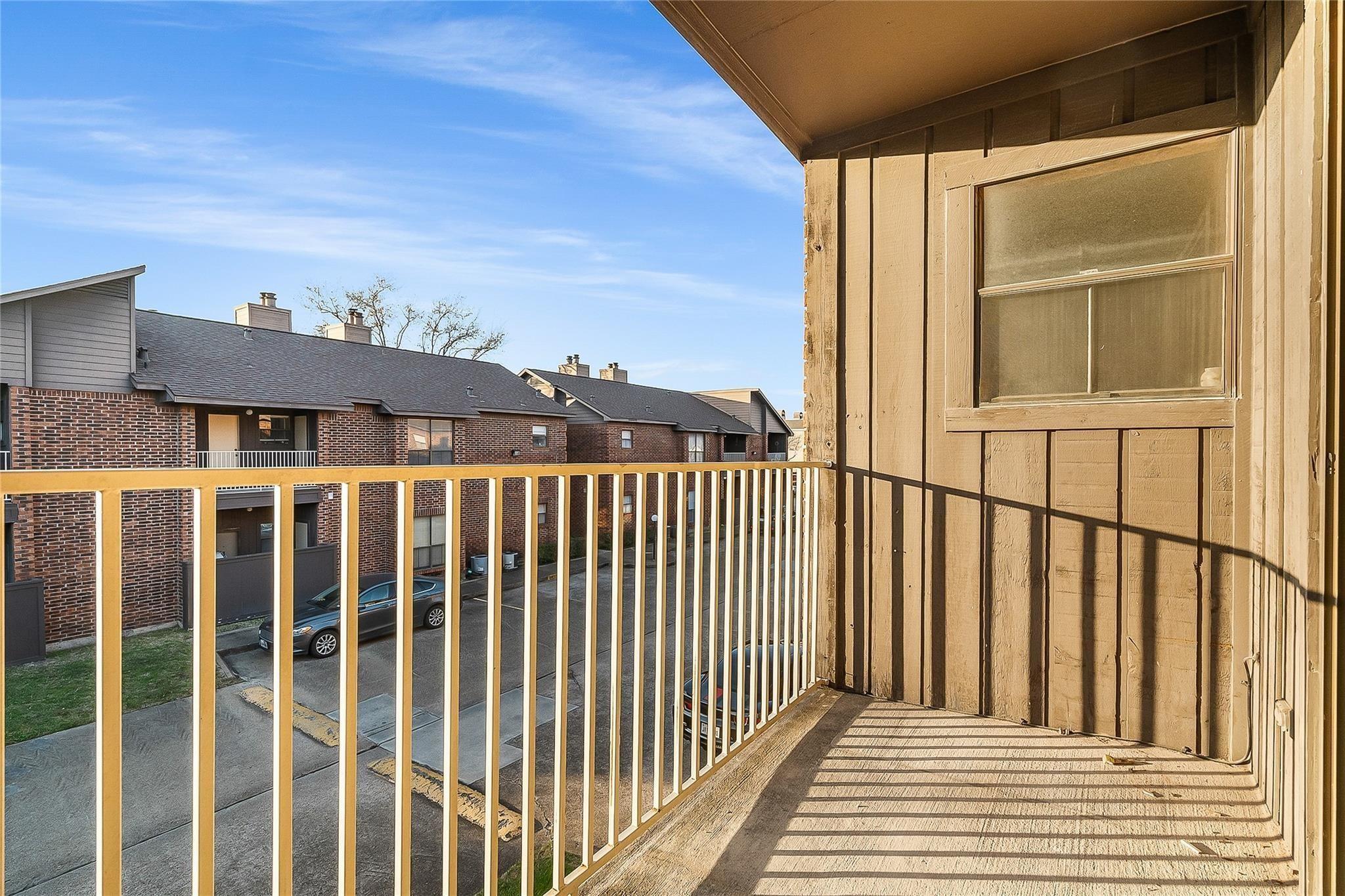 3100 Walnut Bend Lane # 116