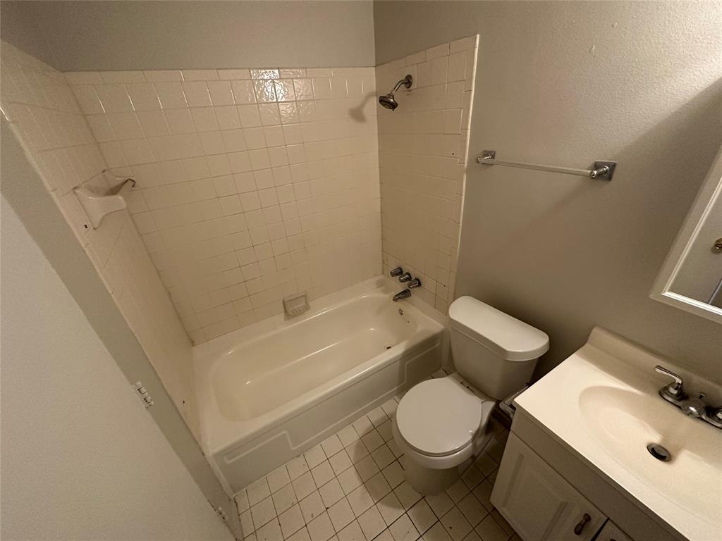 5343 Richmond Avenue # 11