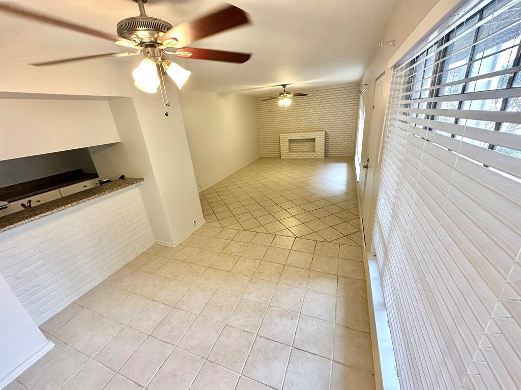 5343 Richmond Avenue # 11